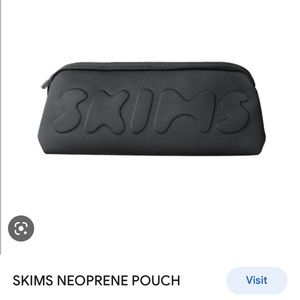NEW 🛍️ Skims Black 🖤 Neoprene Zippered Pouch Bag